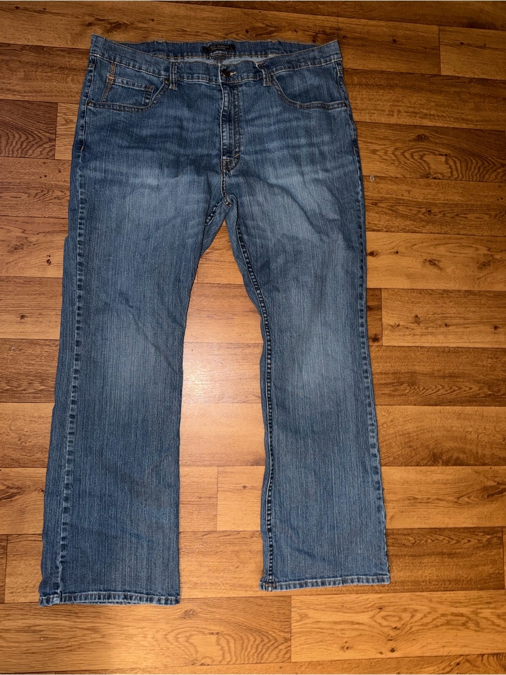 Cody James Men's relaxed-boot Fit Denim Jeans in Medium Blue